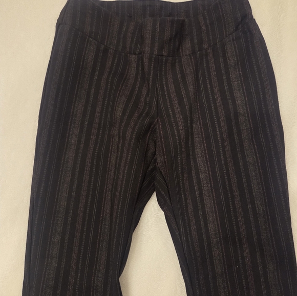 Insight Pants - Picture 3 of 7
